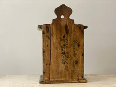 Petit meuble à tiroirs (épices?)