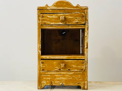 Petit meuble à tiroirs