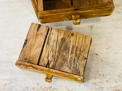 Petit meuble à tiroirs