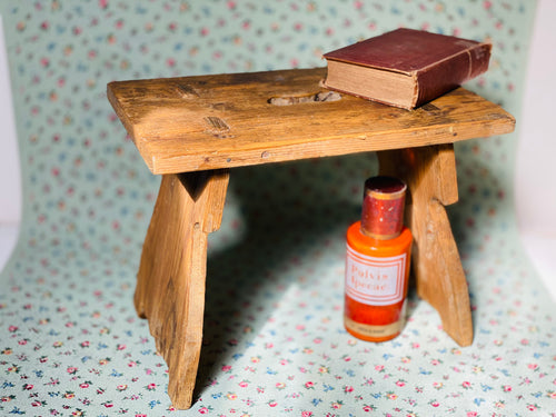 Petit tabouret / marche-pied