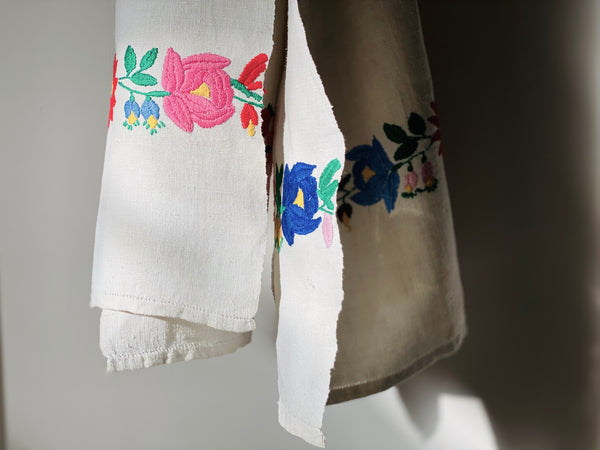 Torchon brodé