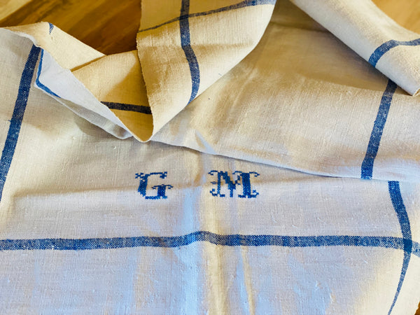 Torchon monogrammé