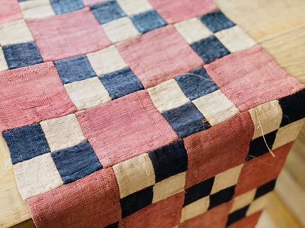 Chemin de table, bout de lit textile Kuba (Congo) 185x39cm