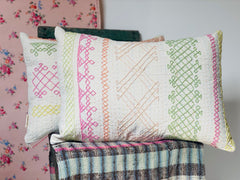 Coussin Tissu Brodé