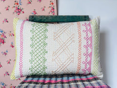 Coussin Tissu Brodé