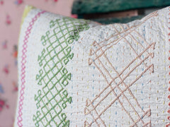 Coussin Tissu Brodé